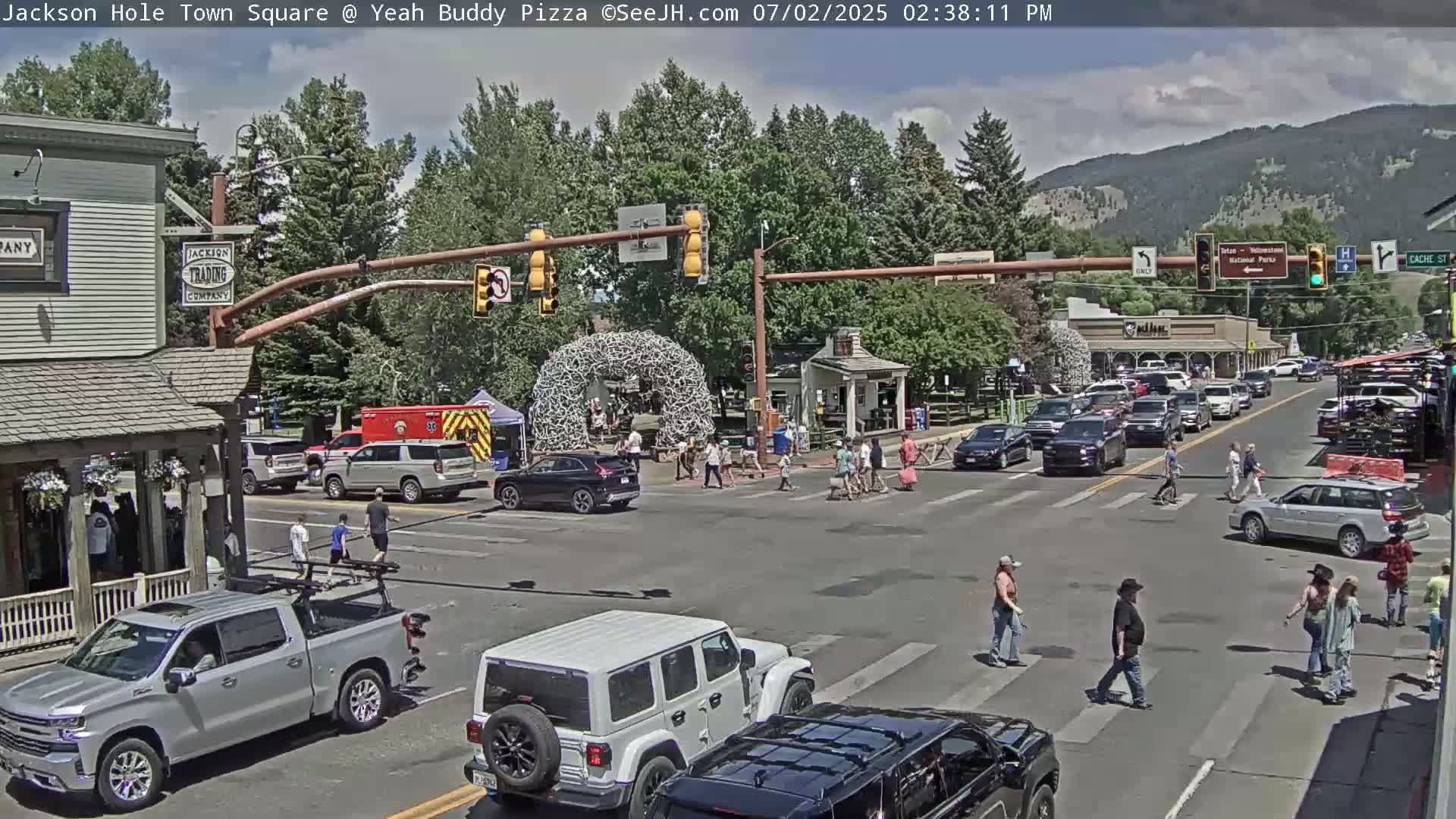 Jackson Hole, Jackson Town Square Live Cam - Jackson, Teton, Wyoming, USA