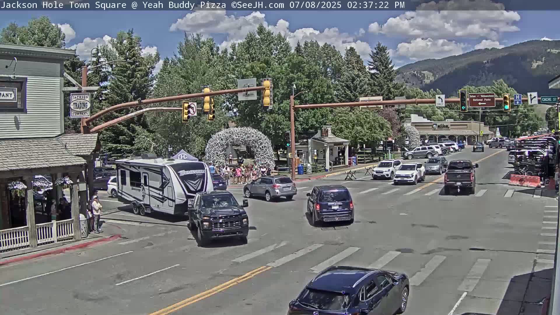 Jackson Hole, Jackson Town Square Live Cam - Jackson, Teton, Wyoming, USA