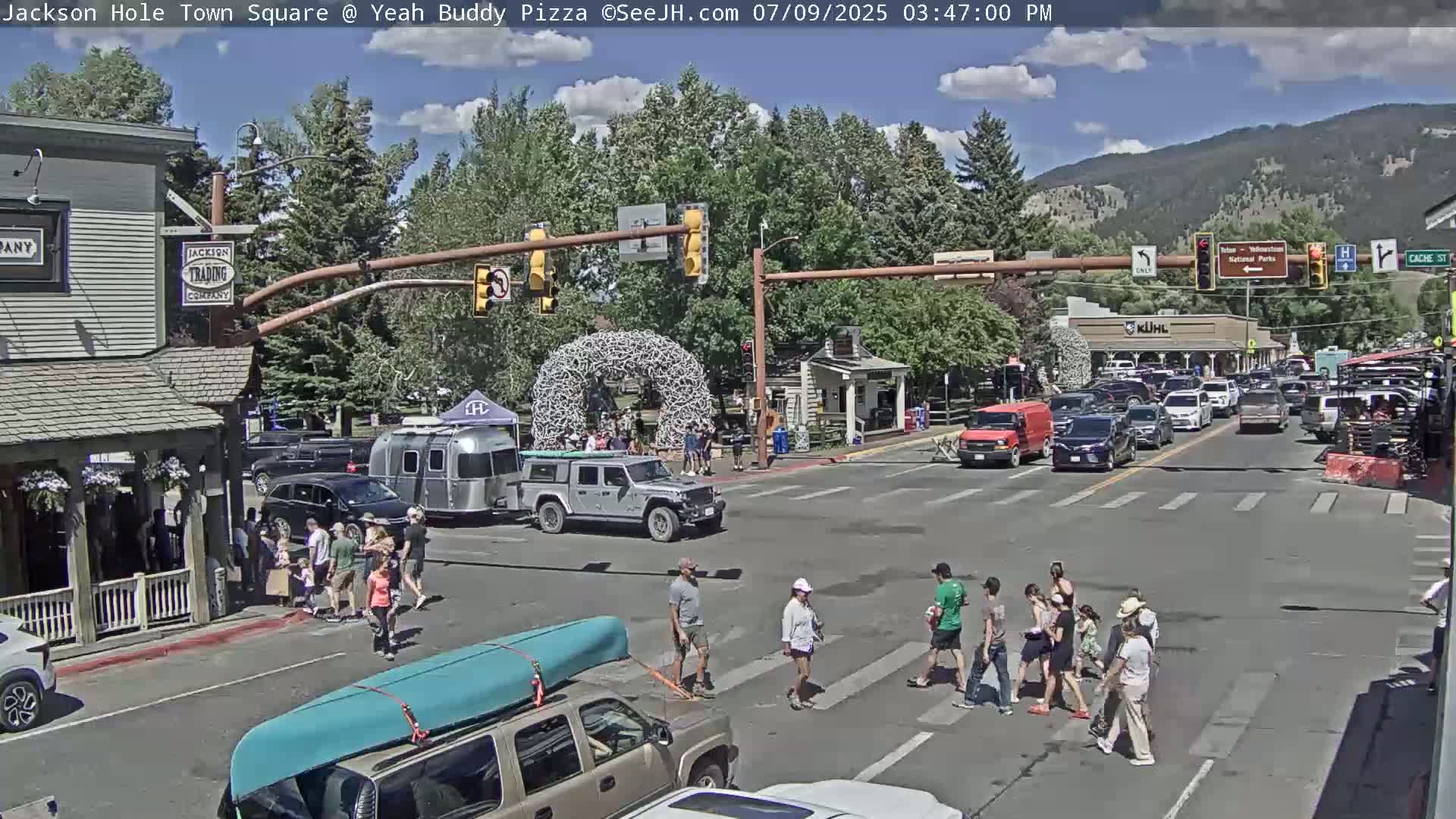 Jackson Hole, Jackson Town Square Live Cam - Jackson, Teton, Wyoming, USA