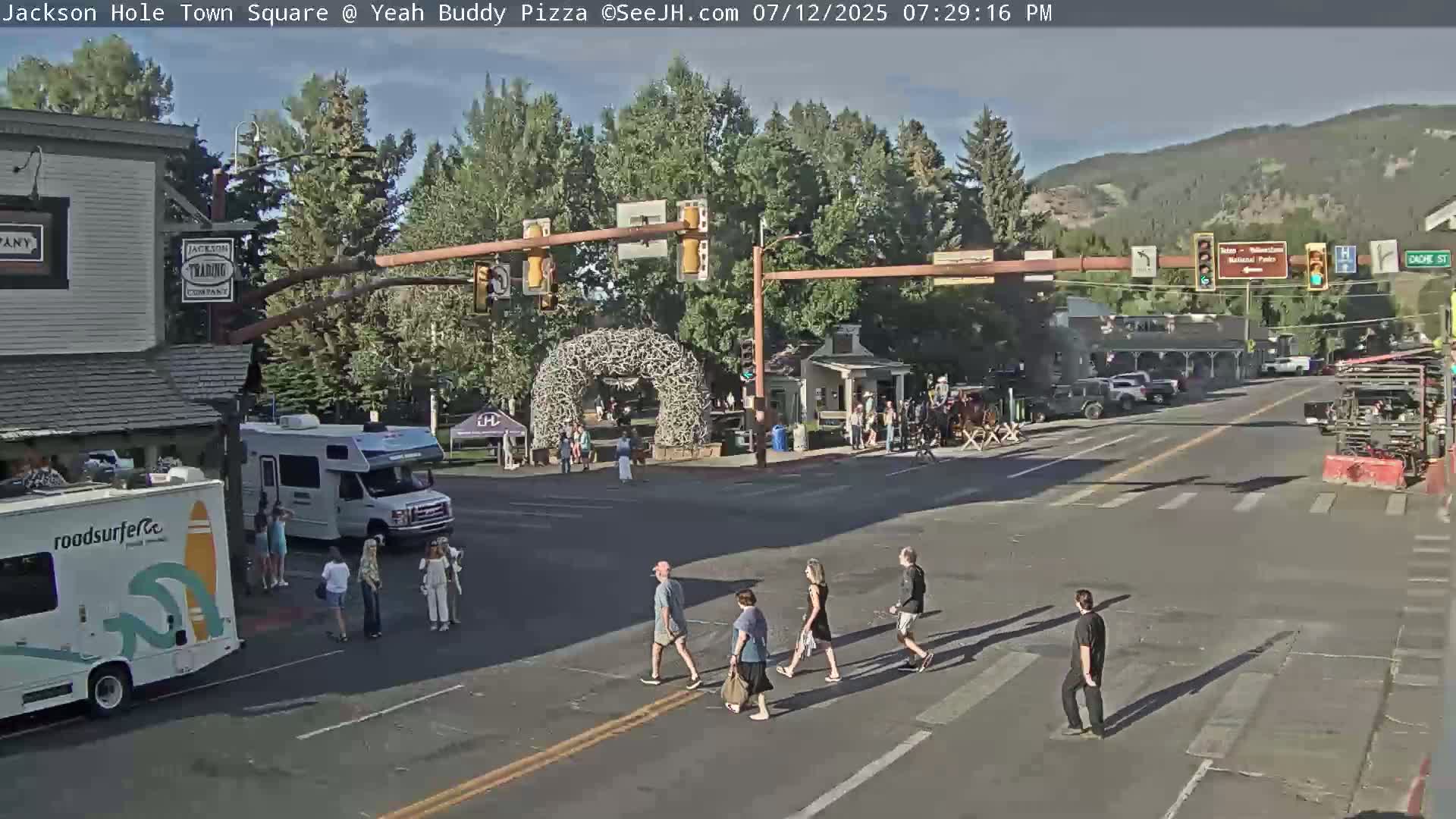 Jackson Hole, Jackson Town Square Live Cam - Jackson, Teton, Wyoming, USA