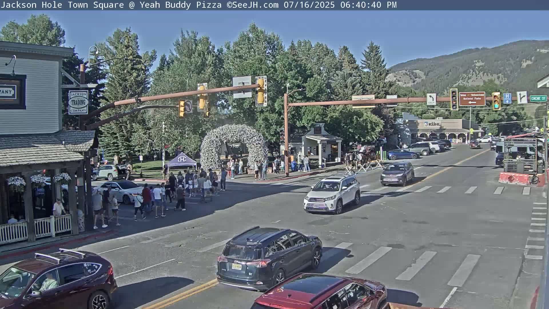 Jackson Hole, Jackson Town Square Live Cam - Jackson, Teton, Wyoming, USA