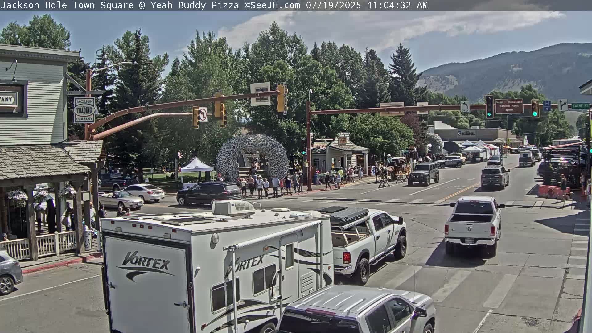 Jackson Hole, Jackson Town Square Live Cam - Jackson, Teton, Wyoming, USA