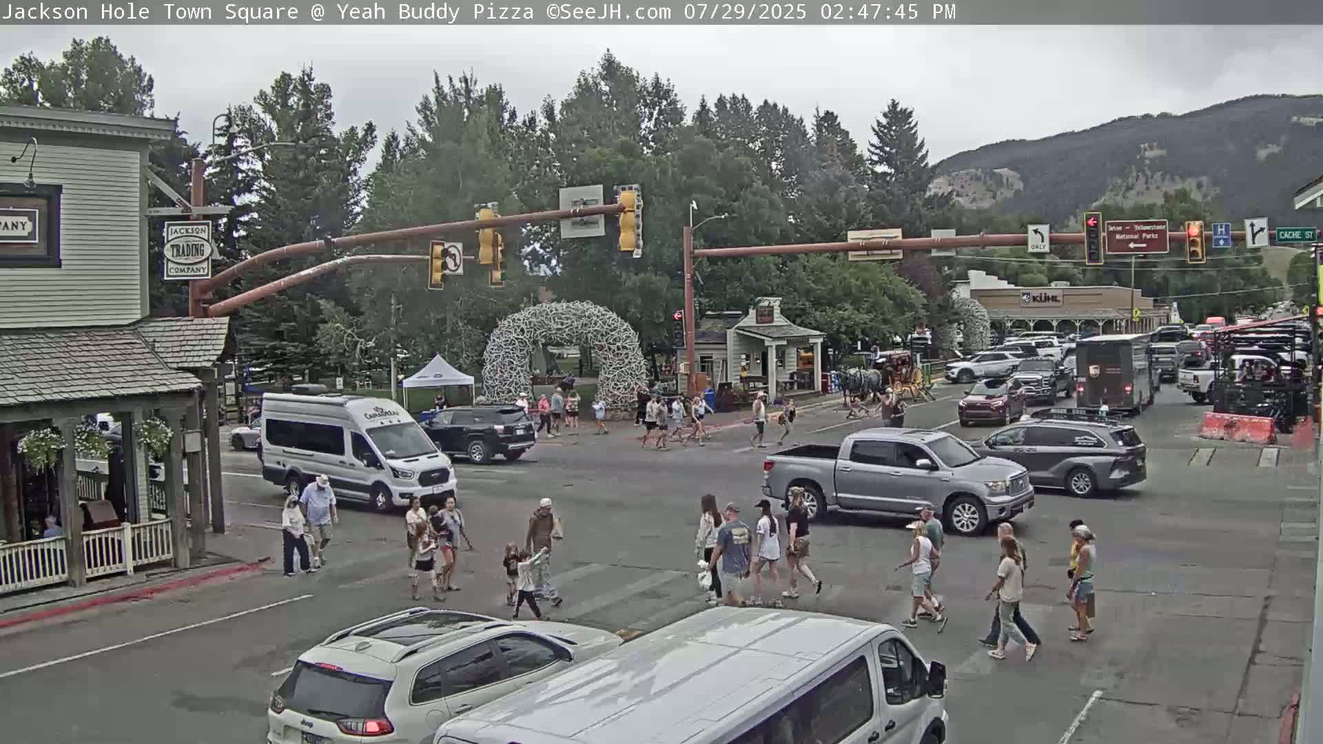 Jackson Hole, Jackson Town Square Live Cam - Jackson, Teton, Wyoming, USA