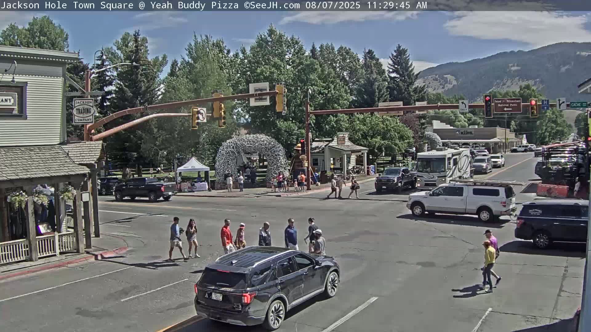 Jackson Hole, Jackson Town Square Live Cam - Jackson, Teton, Wyoming, USA
