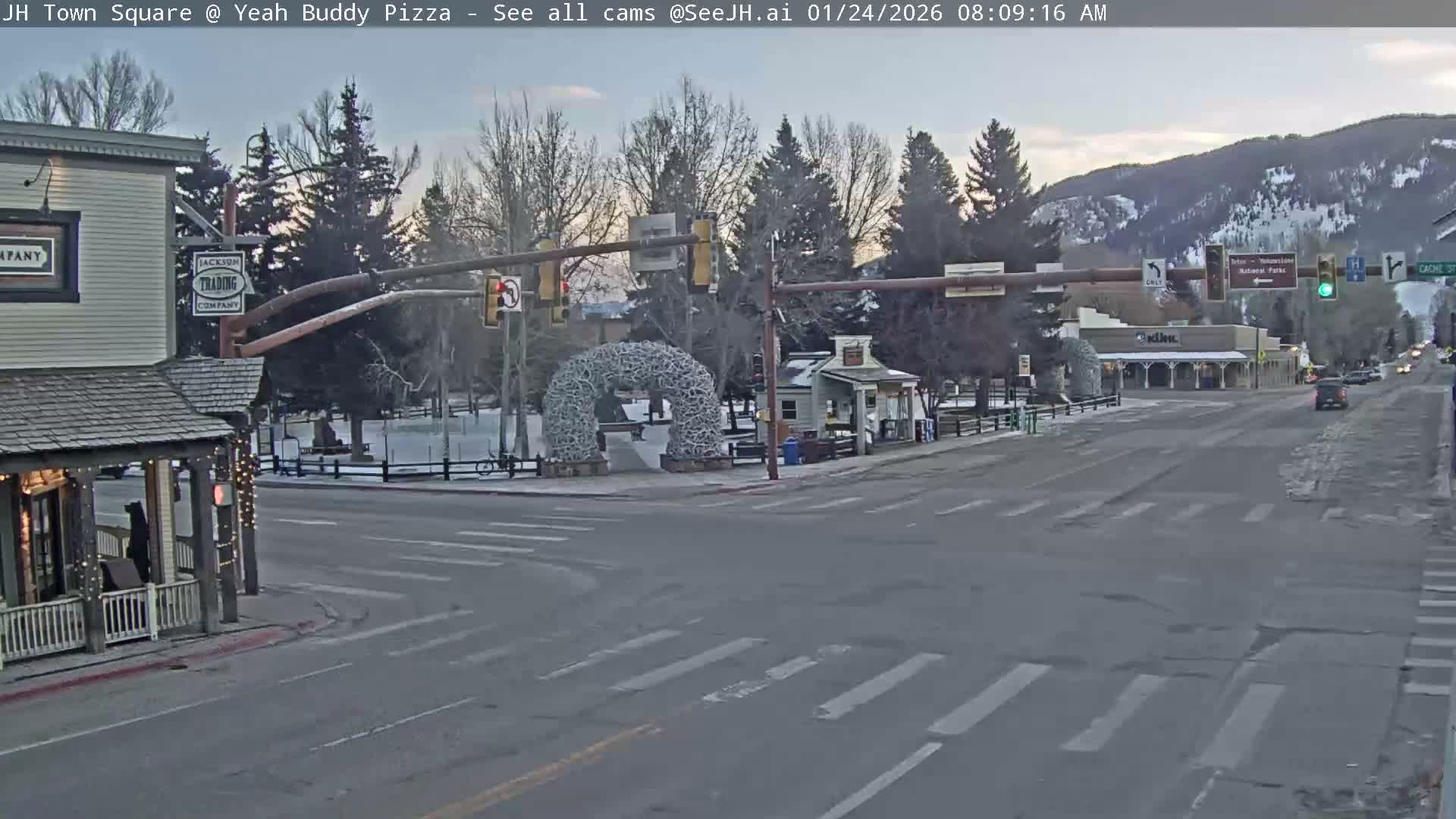 Jackson Hole, Jackson Town Square Live Cam - Jackson, Teton, Wyoming, USA