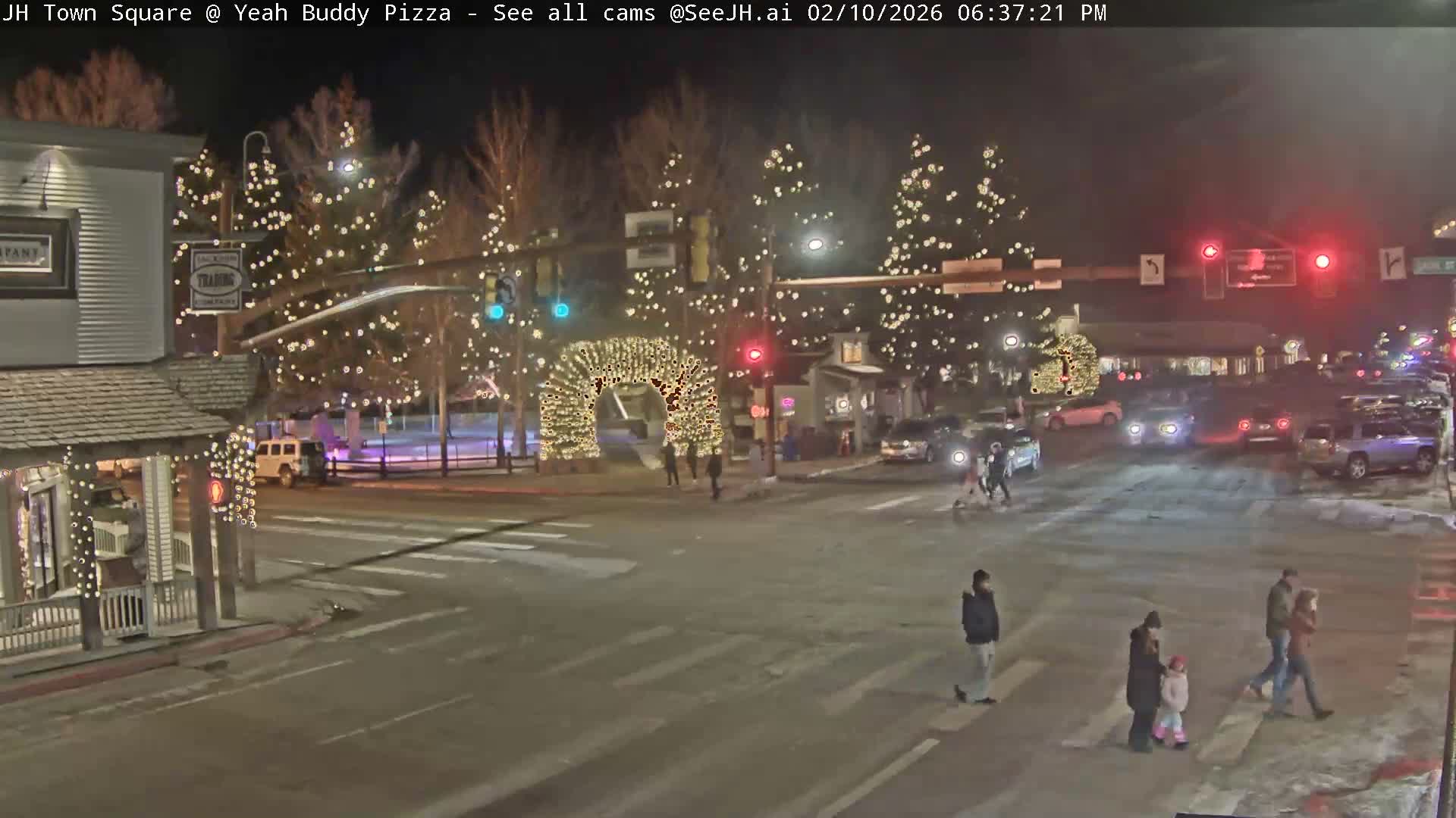Jackson Hole, Jackson Town Square Live Cam - Jackson, Teton, Wyoming, USA