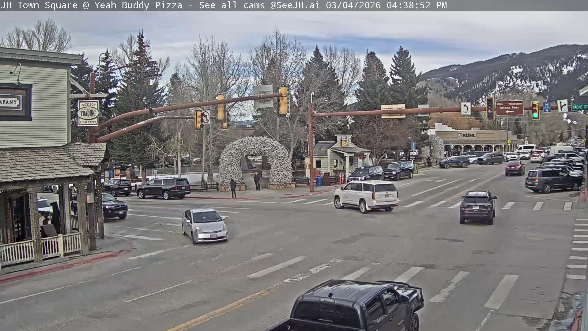 Jackson Hole, Jackson Town Square Live Cam - Jackson, Teton, Wyoming, USA