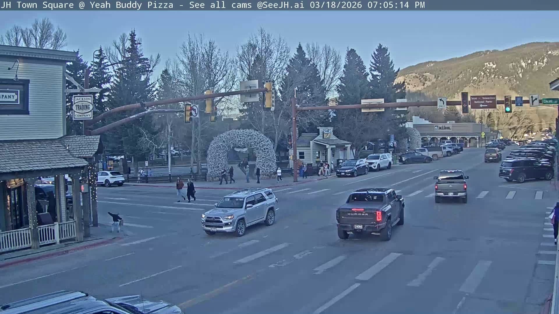 Jackson Hole, Jackson Town Square Live Cam - Jackson, Teton, Wyoming, USA