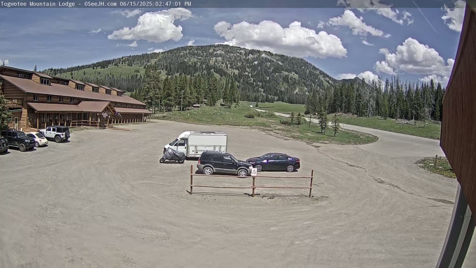 Togwotee Mountain & Mountain Lodge Live Cam - Moran, Teton, Wyoming, USA