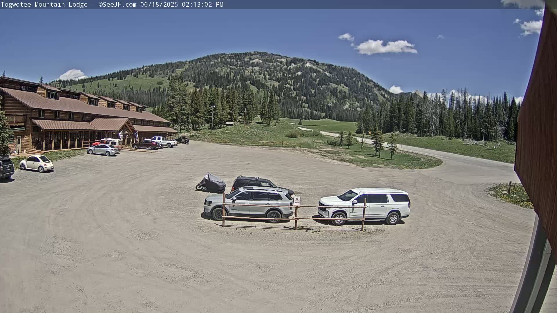 Togwotee Mountain & Mountain Lodge Live Cam - Moran, Teton, Wyoming, USA