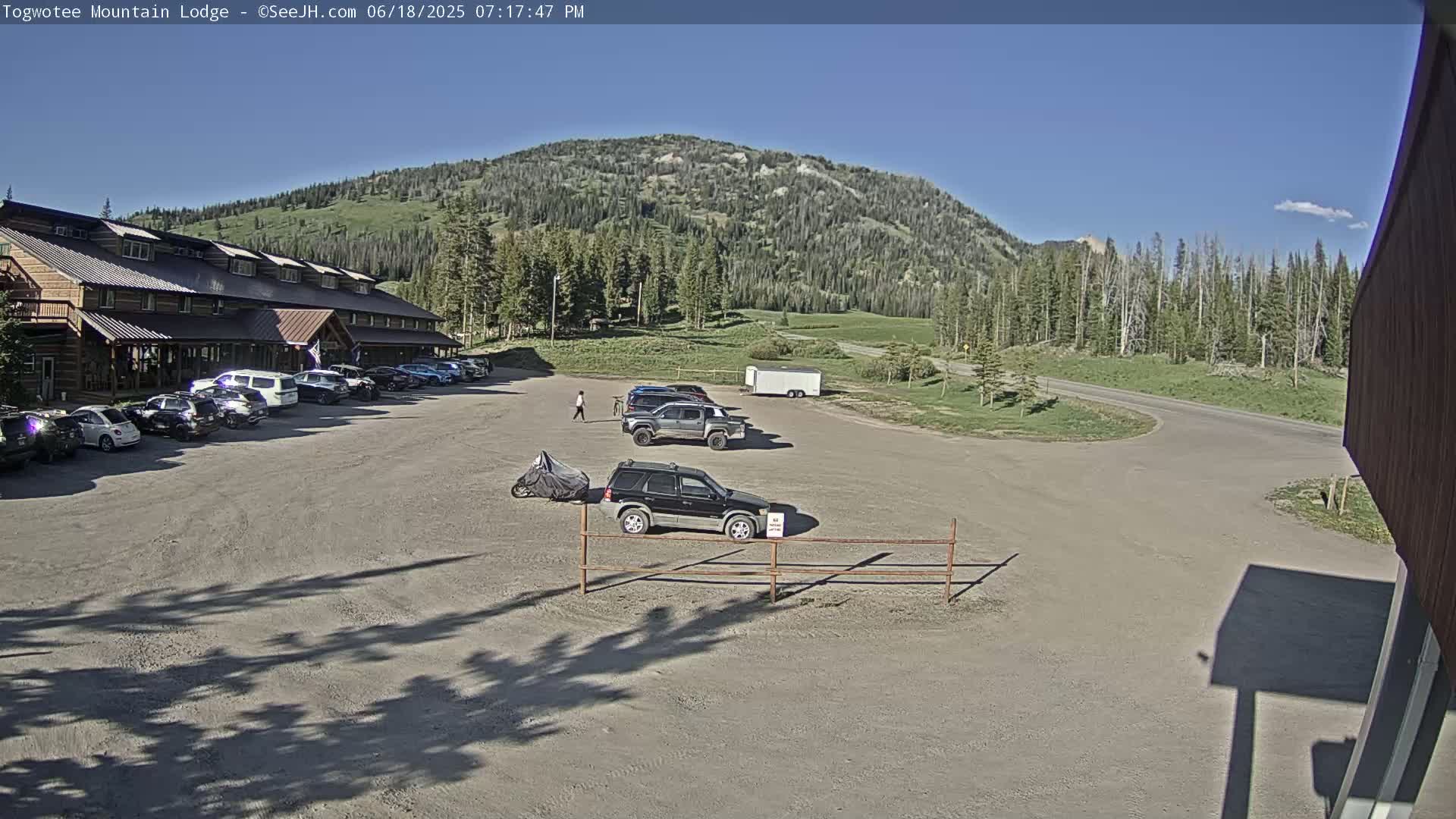 Togwotee Mountain & Mountain Lodge Live Cam - Moran, Teton, Wyoming, USA