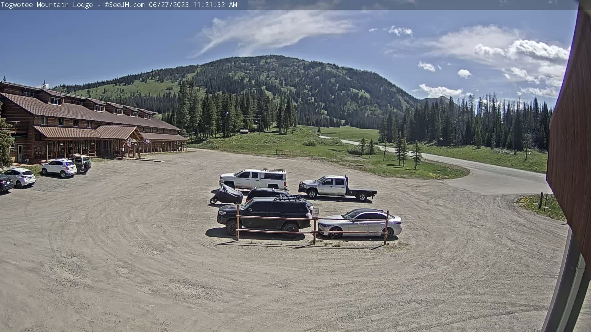 Togwotee Mountain & Mountain Lodge Live Cam - Moran, Teton, Wyoming, USA