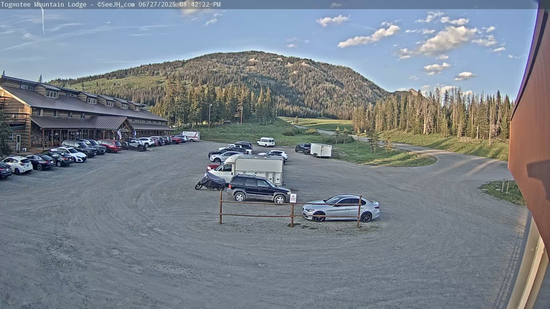 Togwotee Mountain & Mountain Lodge Live Cam - Moran, Teton, Wyoming, USA