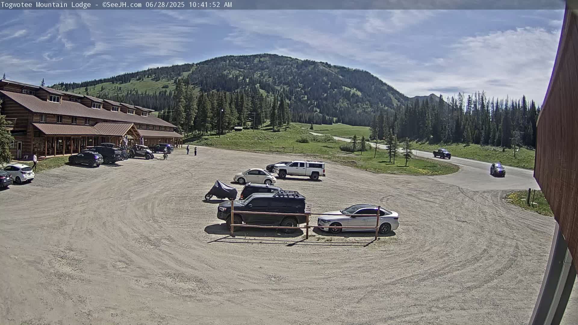 Togwotee Mountain & Mountain Lodge Live Cam - Moran, Teton, Wyoming, USA