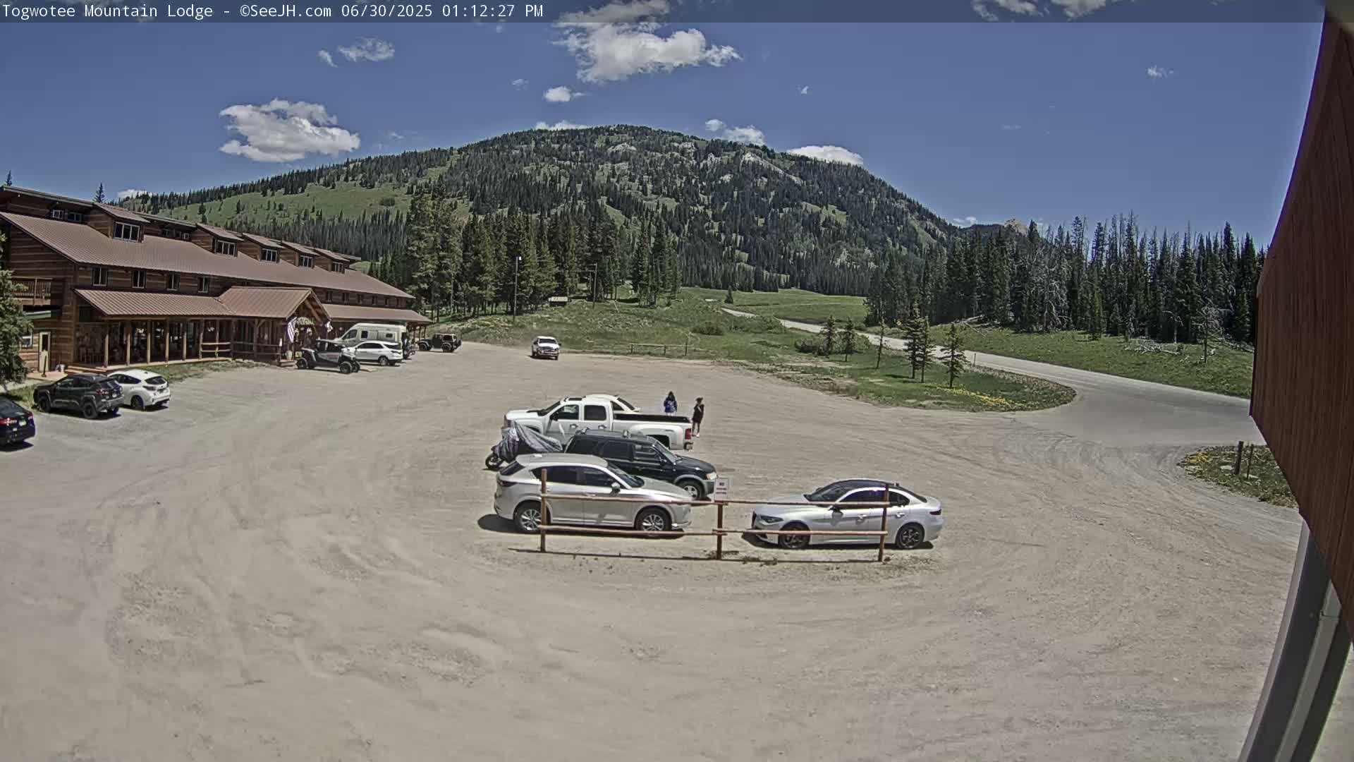 Togwotee Mountain & Mountain Lodge Live Cam - Moran, Teton, Wyoming, USA