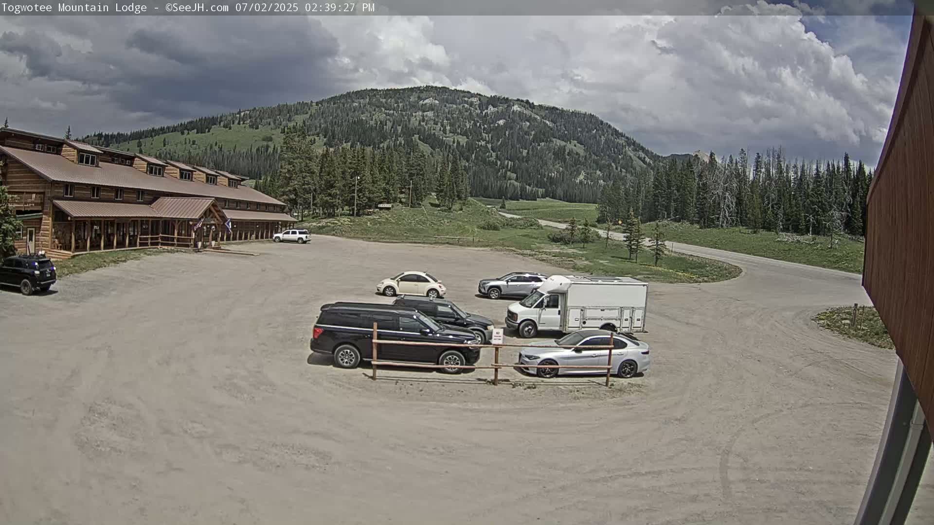 Togwotee Mountain & Mountain Lodge Live Cam - Moran, Teton, Wyoming, USA