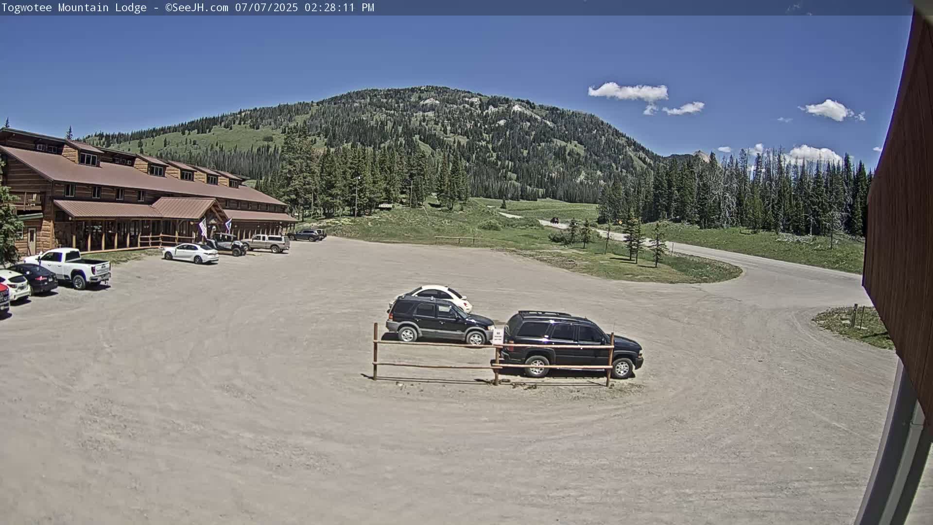 Togwotee Mountain & Mountain Lodge Live Cam - Moran, Teton, Wyoming, USA