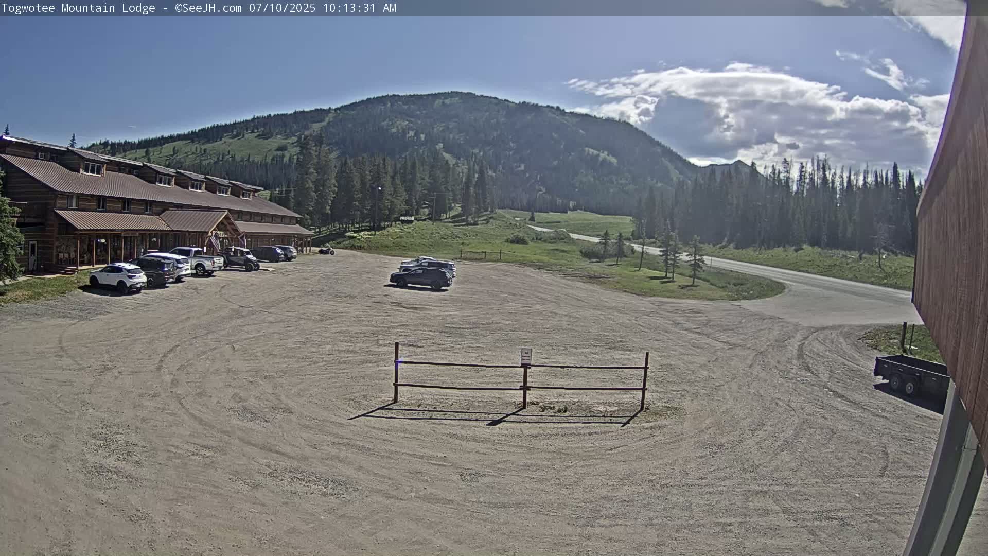 Togwotee Mountain & Mountain Lodge Live Cam - Moran, Teton, Wyoming, USA