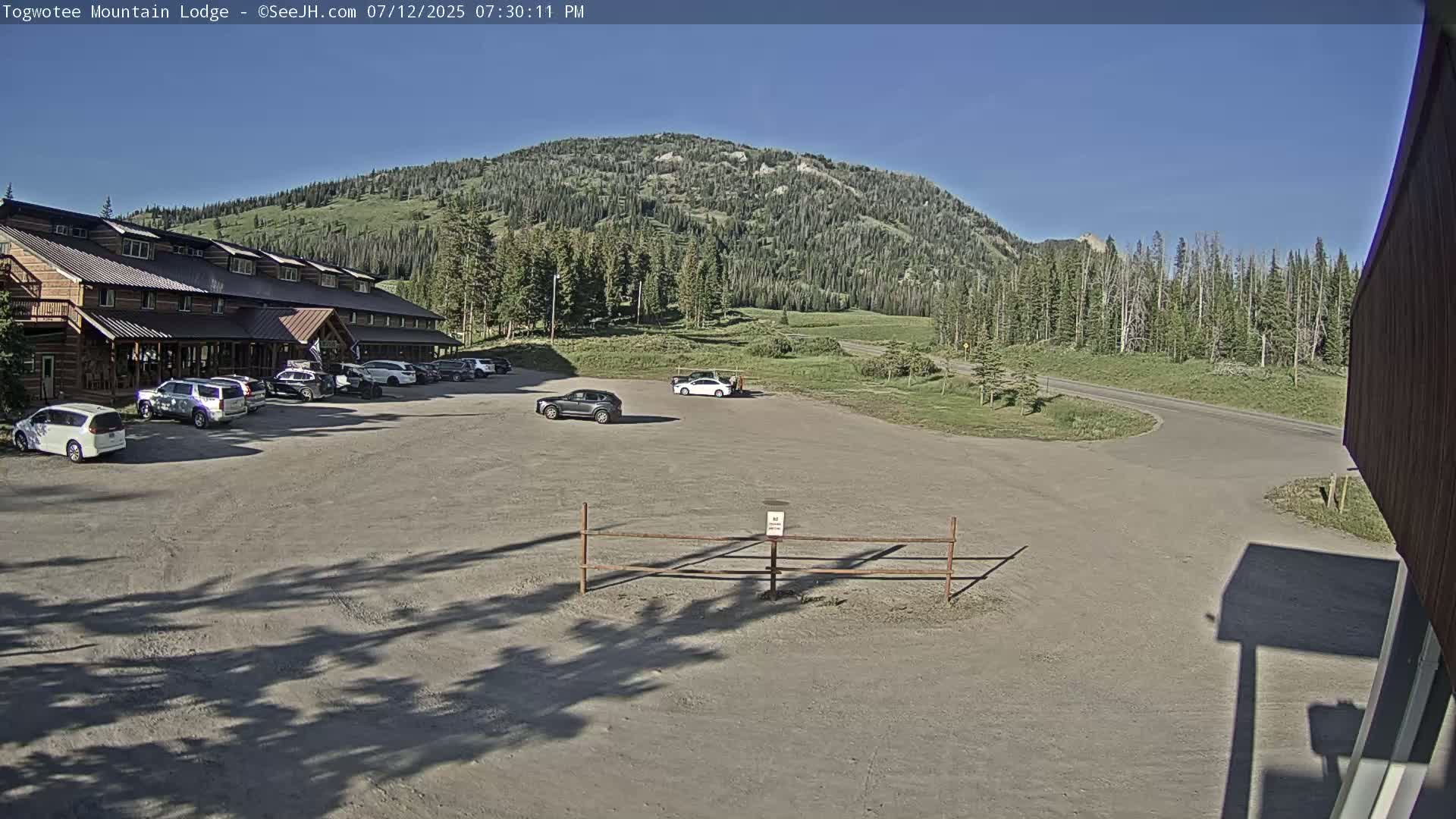 Togwotee Mountain & Mountain Lodge Live Cam - Moran, Teton, Wyoming, USA