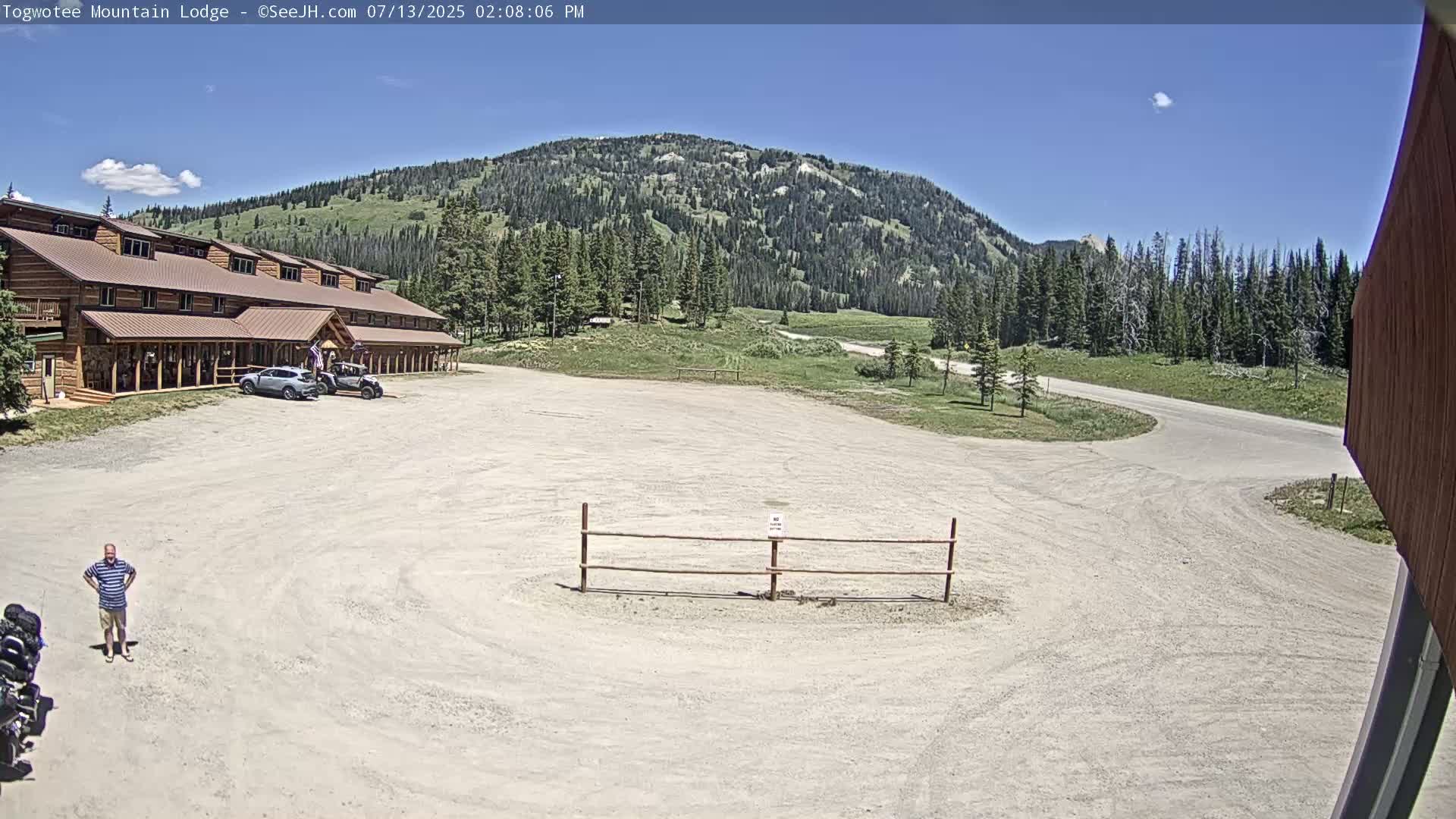 Togwotee Mountain & Mountain Lodge Live Cam - Moran, Teton, Wyoming, USA