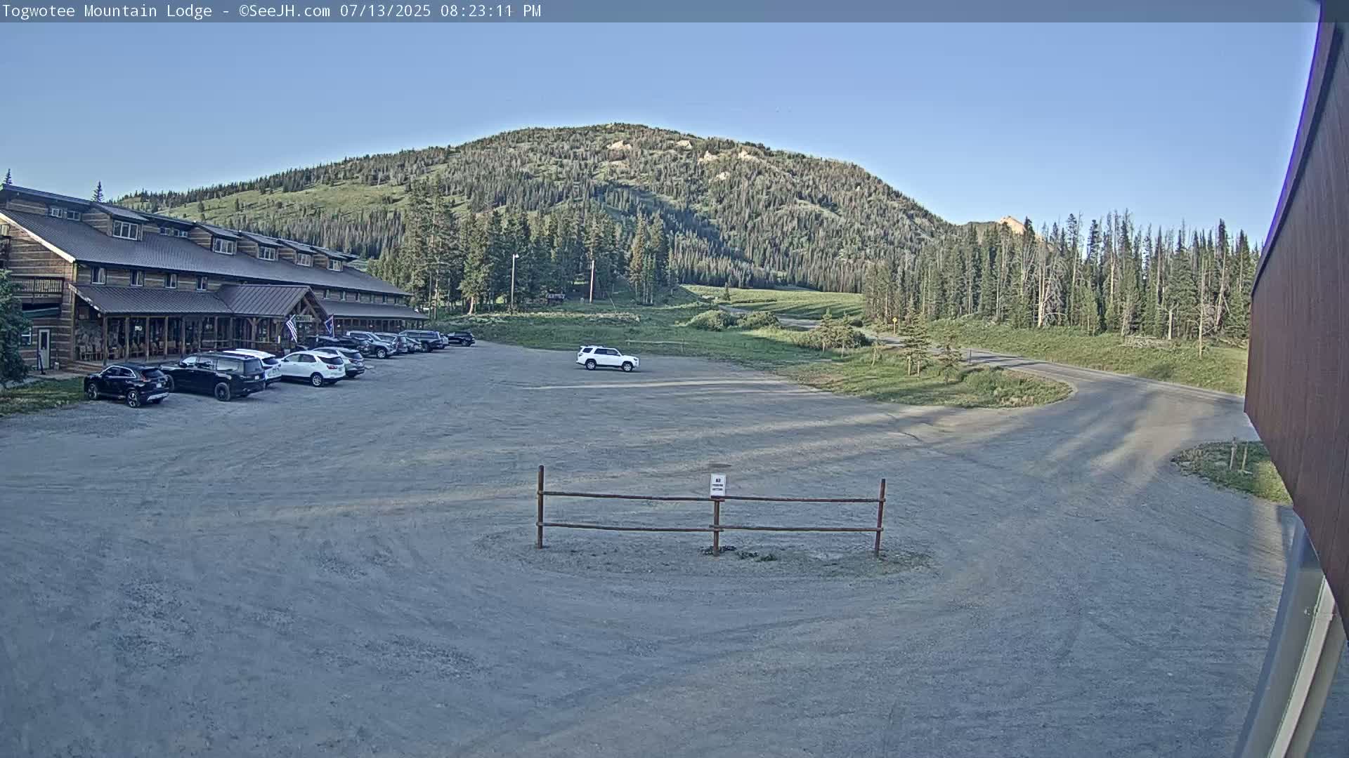 Togwotee Mountain & Mountain Lodge Live Cam - Moran, Teton, Wyoming, USA