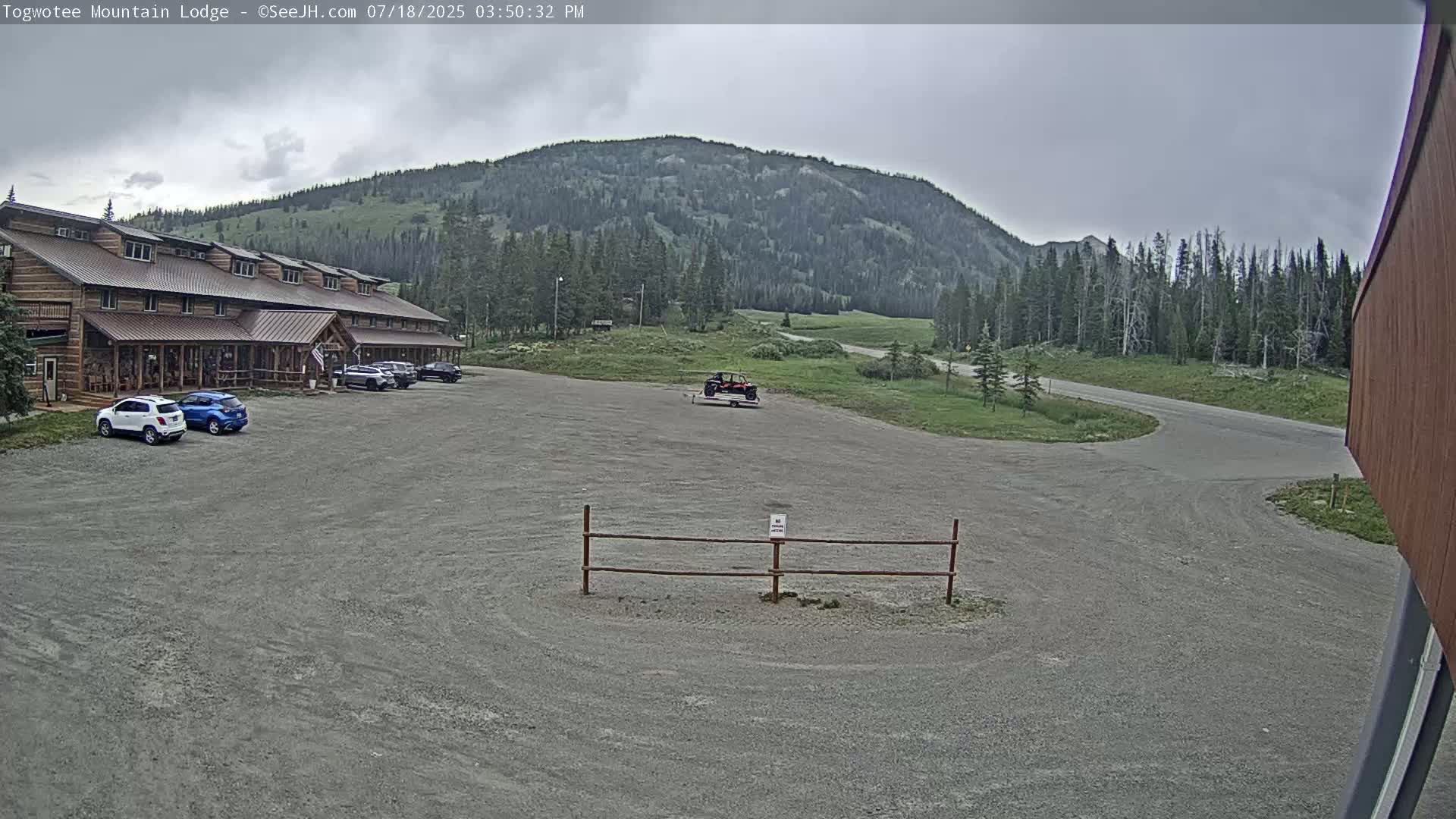 Togwotee Mountain & Mountain Lodge Live Cam - Moran, Teton, Wyoming, USA