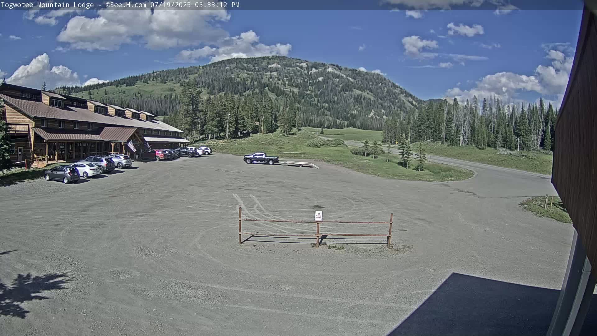 Togwotee Mountain & Mountain Lodge Live Cam - Moran, Teton, Wyoming, USA