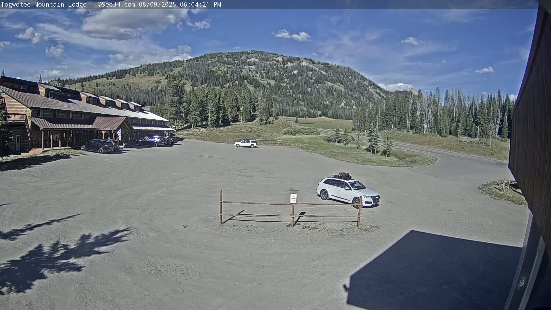 Togwotee Mountain & Mountain Lodge Live Cam - Moran, Teton, Wyoming, USA
