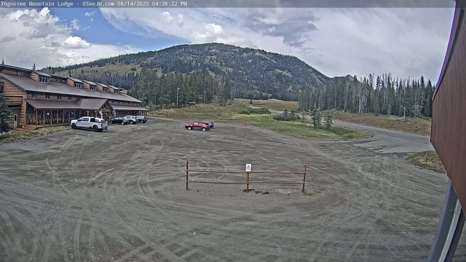 Togwotee Mountain & Mountain Lodge Live Cam - Moran, Teton, Wyoming, USA