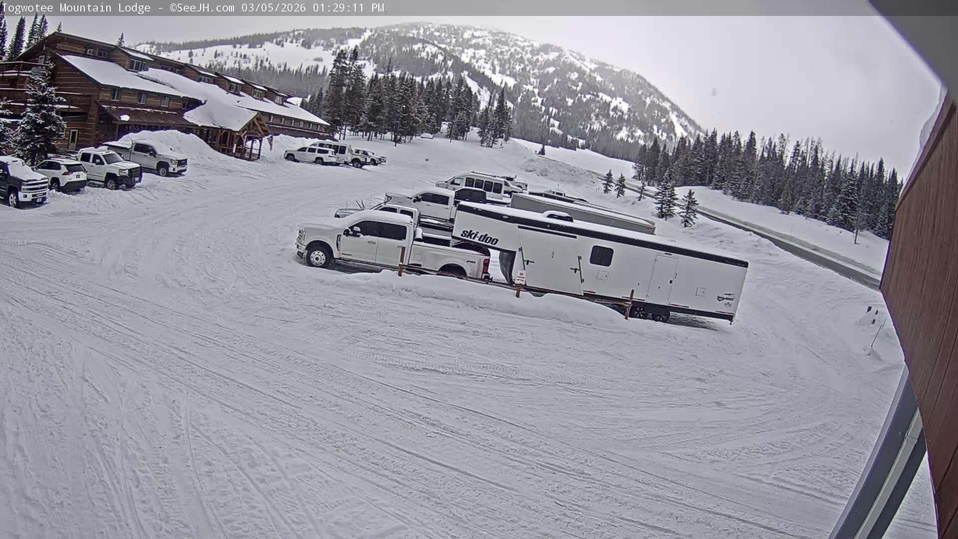 Togwotee Mountain & Mountain Lodge Live Cam - Moran, Teton, Wyoming, USA