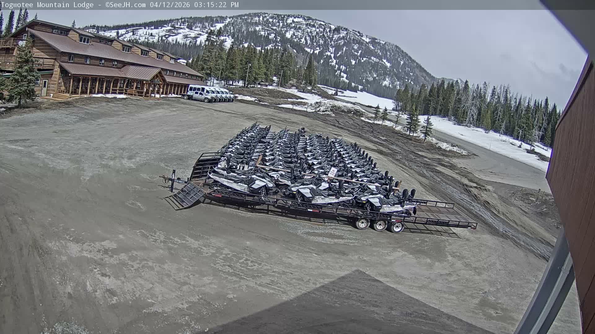 Togwotee Mountain & Mountain Lodge Live Cam - Moran, Teton, Wyoming, USA