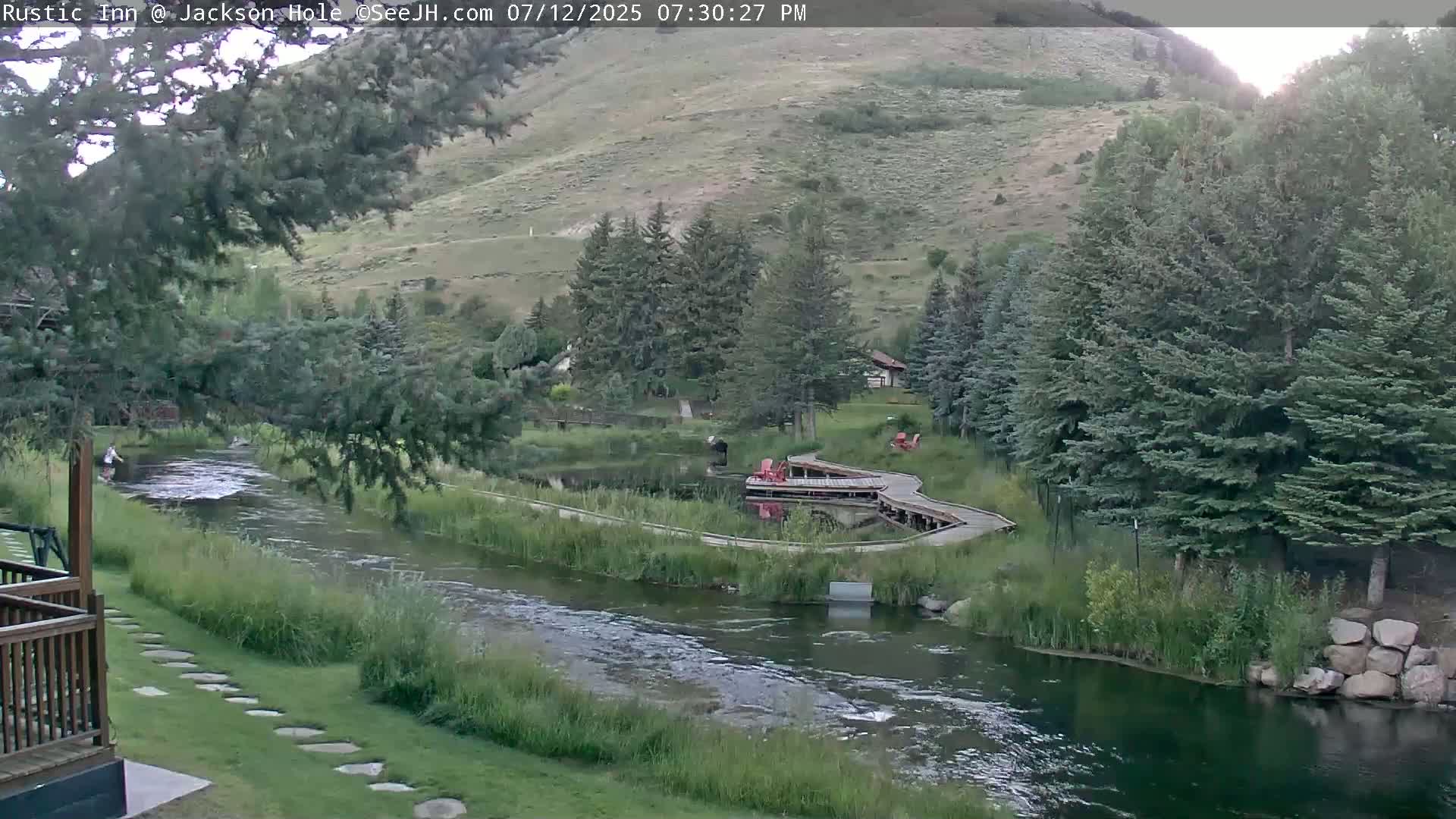 Jackson Hole, Flat Creek from Rustic Inn Resort Live Cam - Jackson, Teton, Wyoming, USA