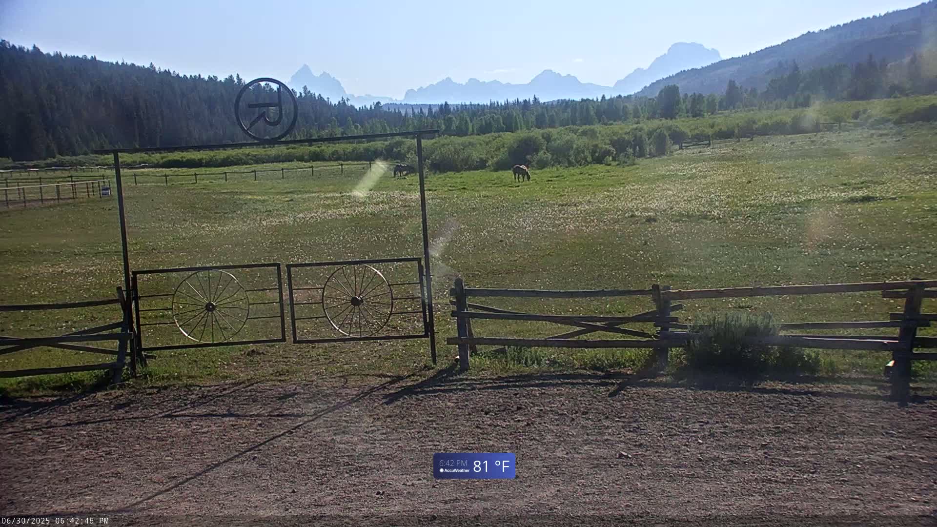 Turpin Meadow Ranch & Campground Live Cam - Moran, Teton, Wyoming, USA