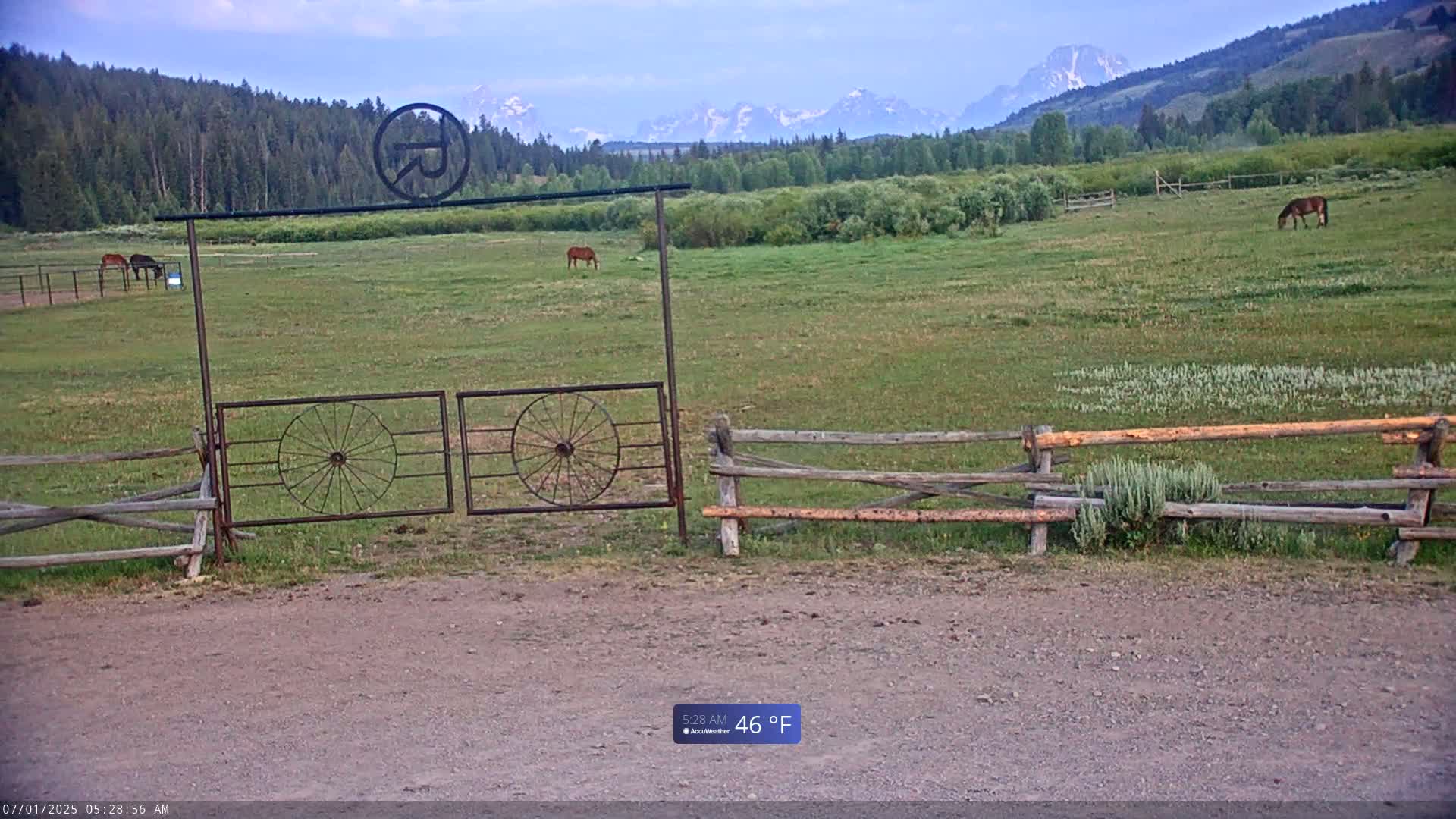 Turpin Meadow Ranch & Campground Live Cam - Moran, Teton, Wyoming, USA