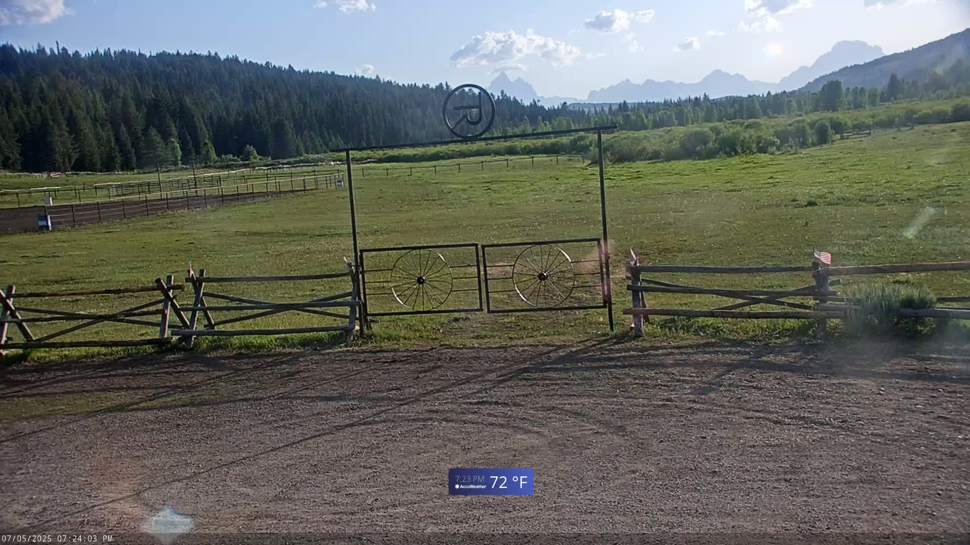 Turpin Meadow Ranch & Campground Live Cam - Moran, Teton, Wyoming, USA