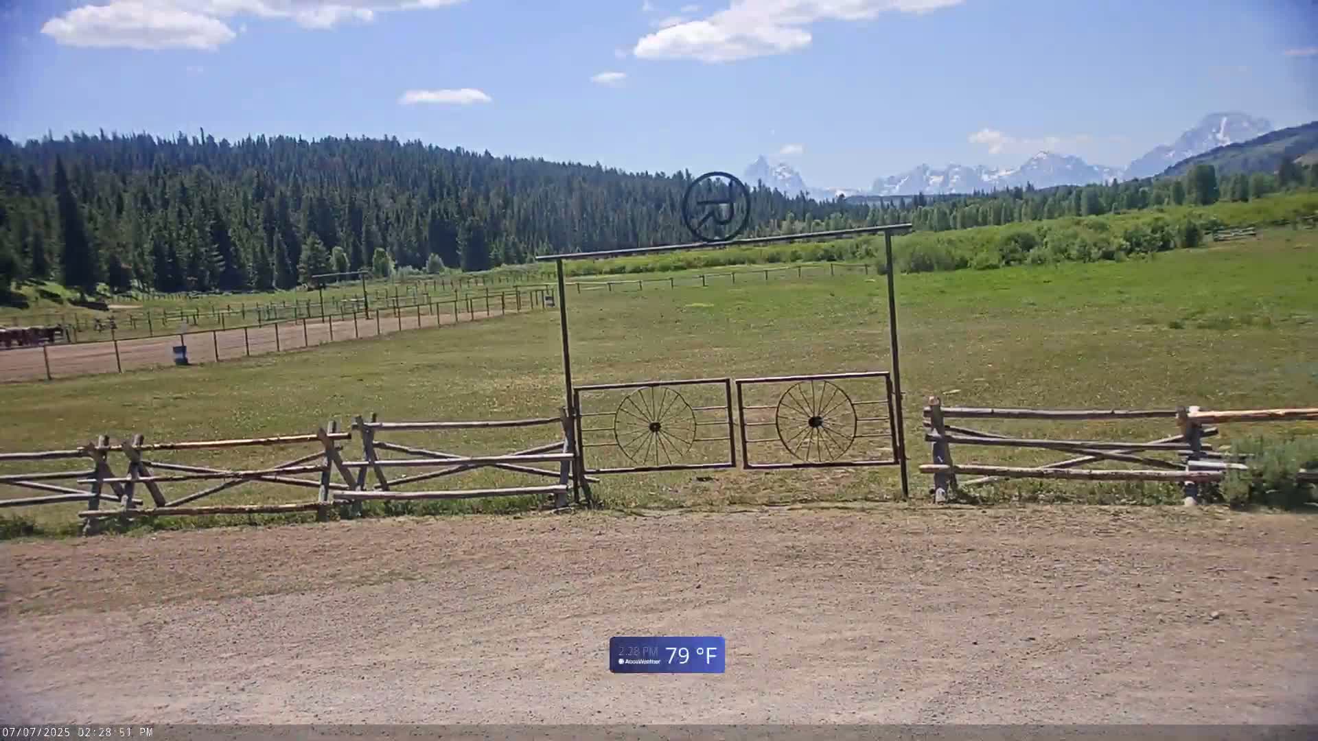 Turpin Meadow Ranch & Campground Live Cam - Moran, Teton, Wyoming, USA
