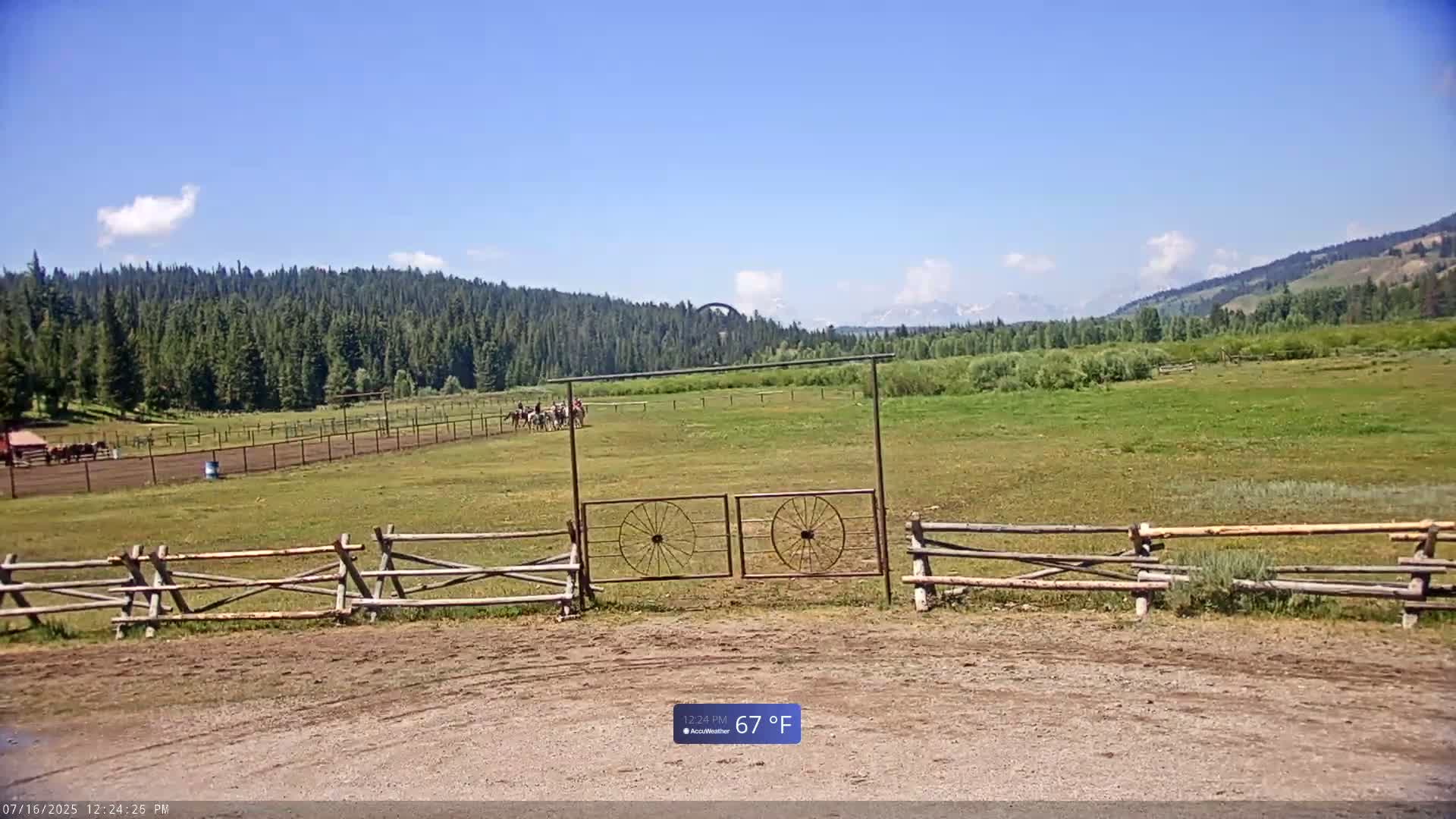 Turpin Meadow Ranch & Campground Live Cam - Moran, Teton, Wyoming, USA