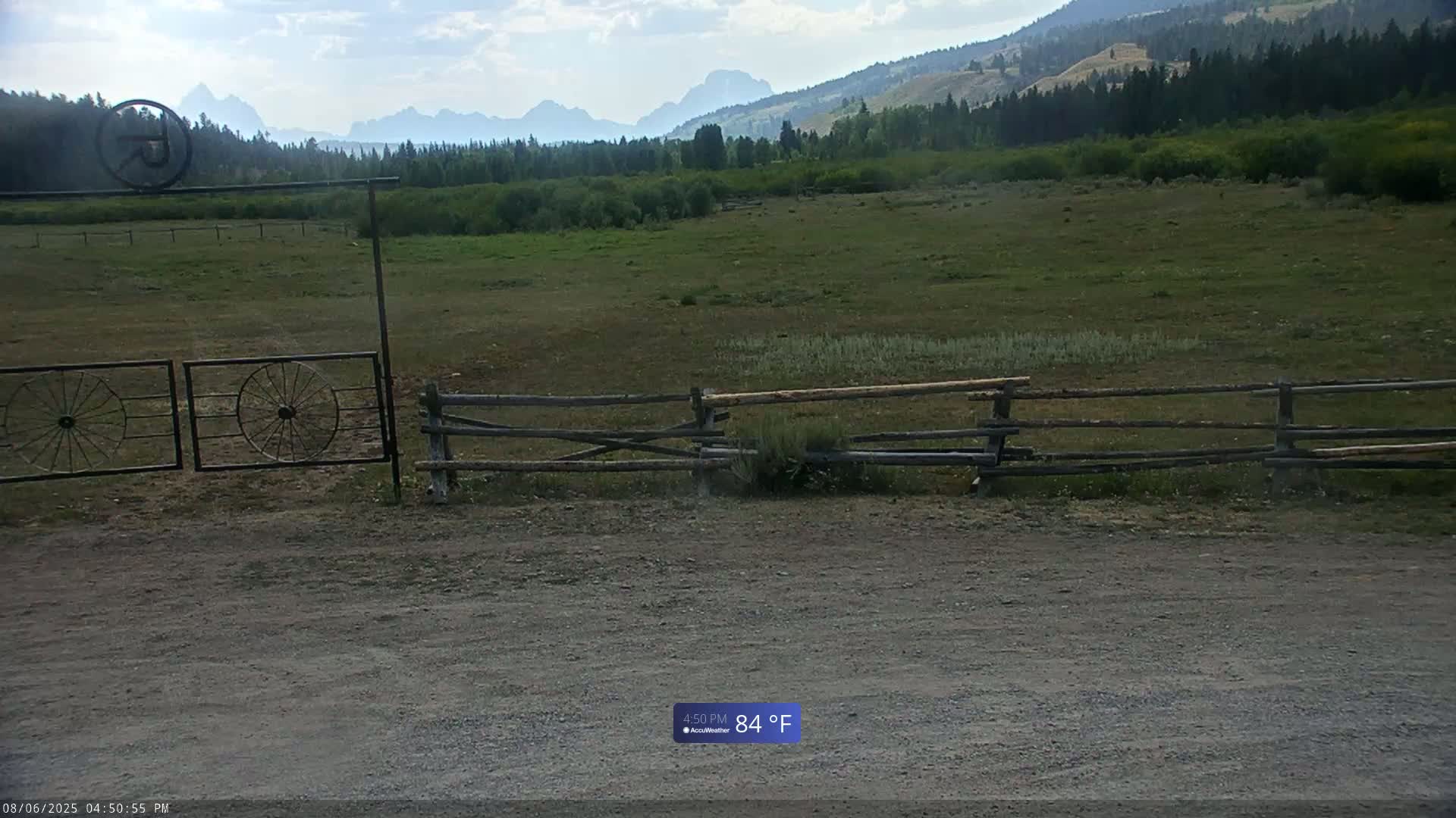 Turpin Meadow Ranch & Campground Live Cam - Moran, Teton, Wyoming, USA