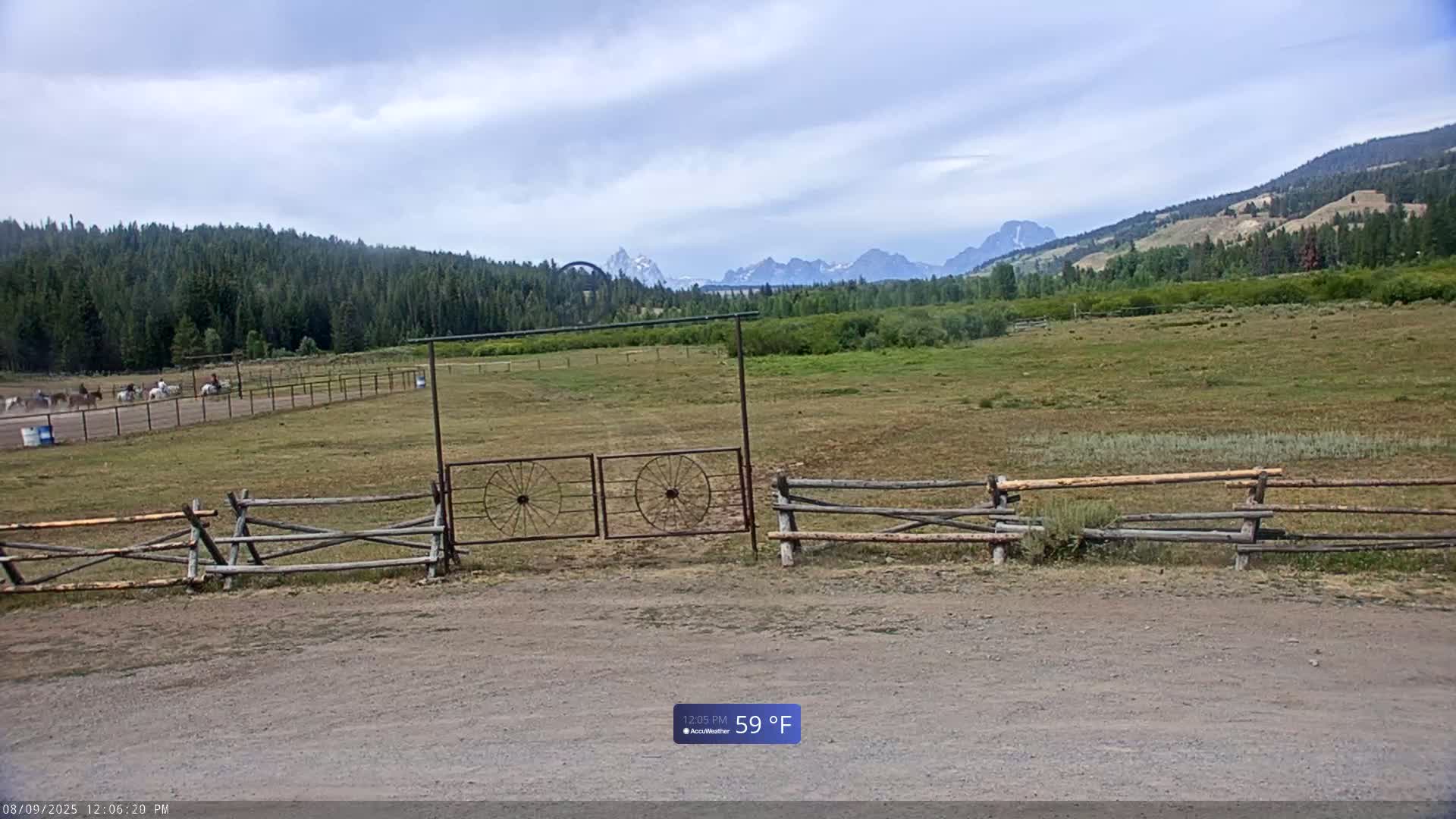 Turpin Meadow Ranch & Campground Live Cam - Moran, Teton, Wyoming, USA