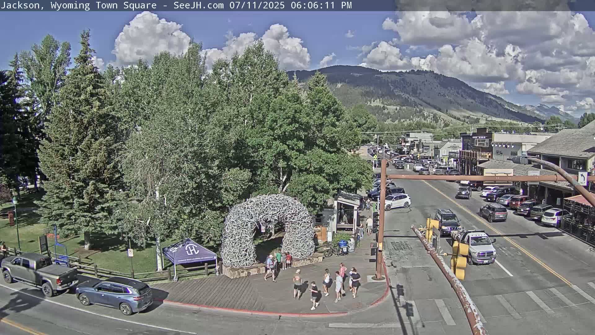 Jackson Hole, Jackson Town Junction Easy View Live Cam - Jackson, Teton, Wyoming, USA