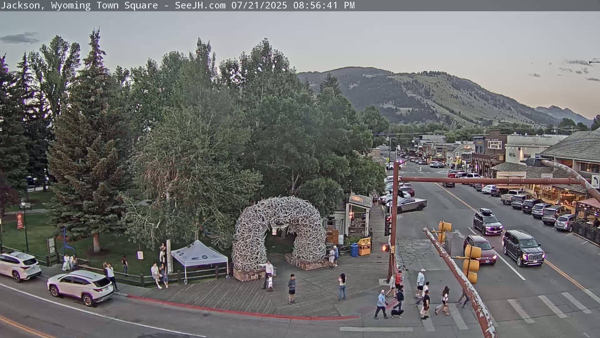 Jackson Hole, Jackson Town Junction Easy View Live Cam - Jackson, Teton, Wyoming, USA