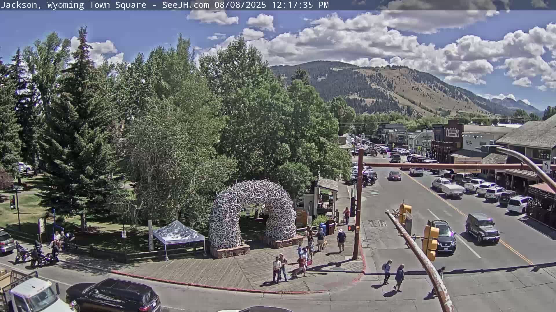Jackson Hole, Jackson Town Junction Easy View Live Cam - Jackson, Teton, Wyoming, USA