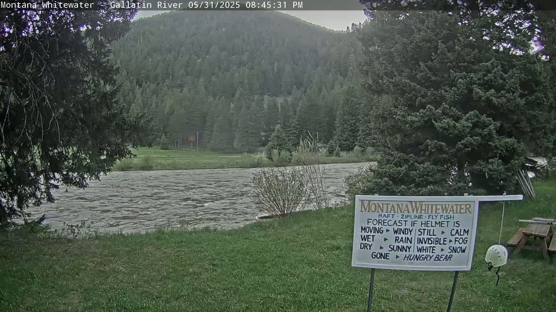 Montana Whitewater Rafting & Zipline in Gallatin River Live Cam - Gallatin Gateaway, Gallatin, Montana, USA