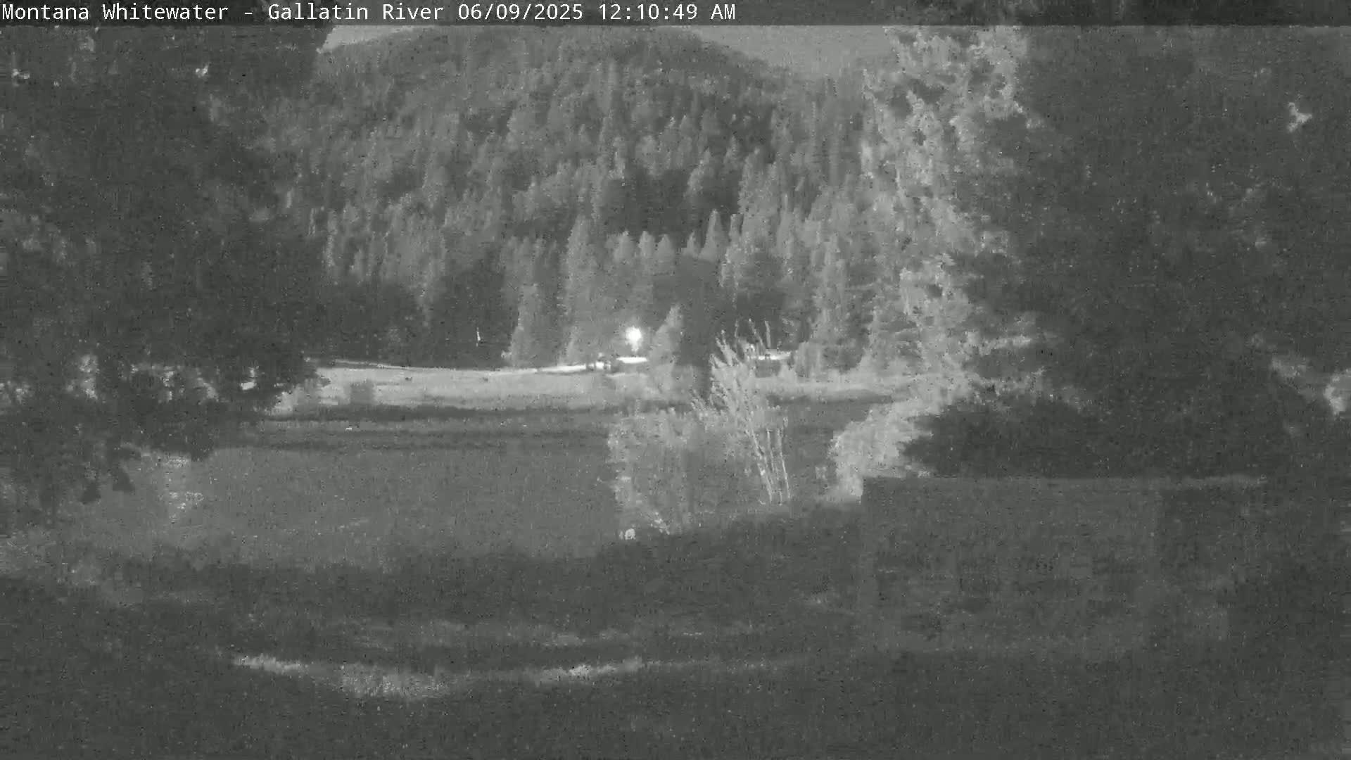 Montana Whitewater Rafting & Zipline in Gallatin River Live Cam - Gallatin Gateaway, Gallatin, Montana, USA