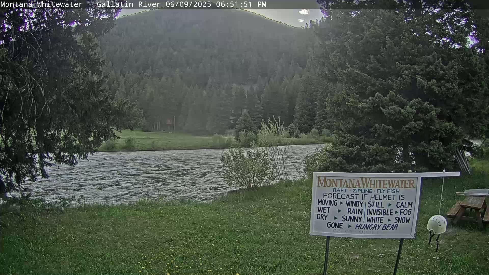 Montana Whitewater Rafting & Zipline in Gallatin River Live Cam - Gallatin Gateaway, Gallatin, Montana, USA