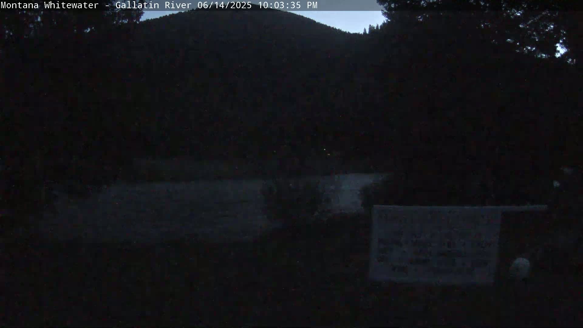 Montana Whitewater Rafting & Zipline in Gallatin River Live Cam - Gallatin Gateaway, Gallatin, Montana, USA