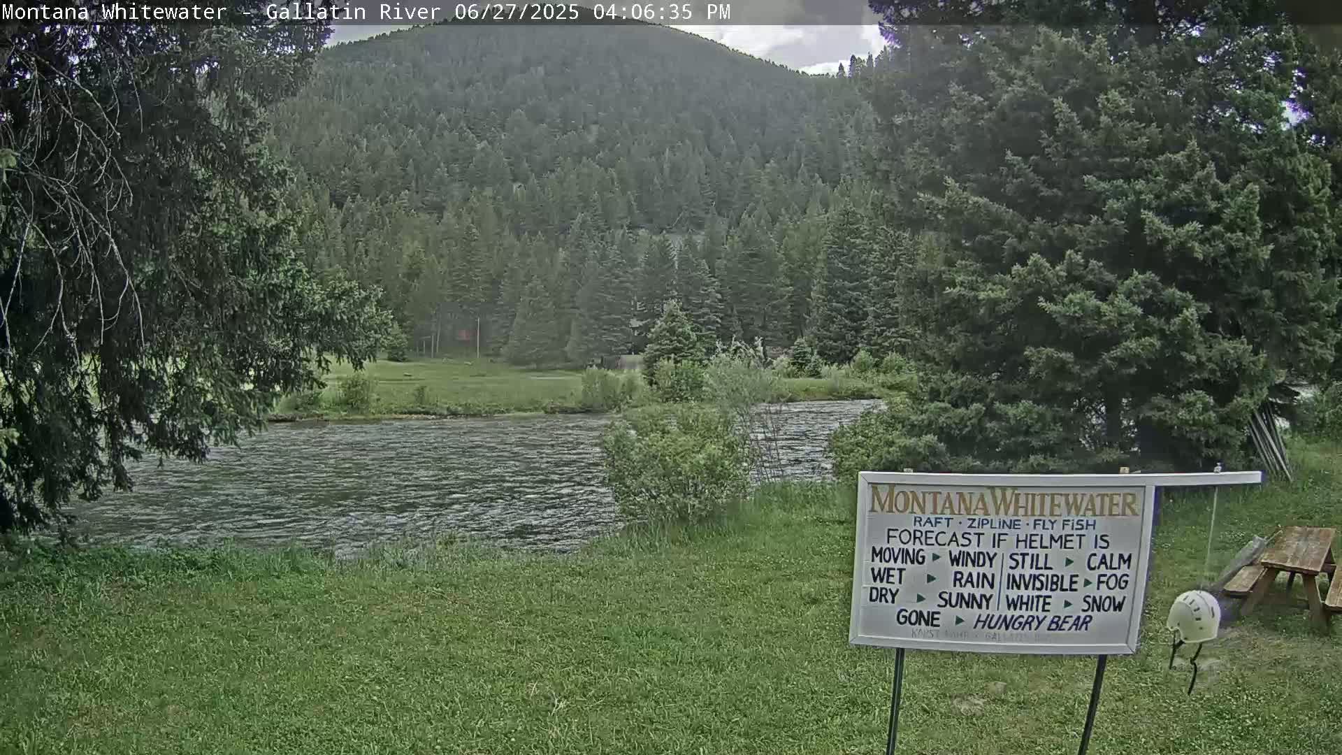 Montana Whitewater Rafting & Zipline in Gallatin River Live Cam - Gallatin Gateaway, Gallatin, Montana, USA