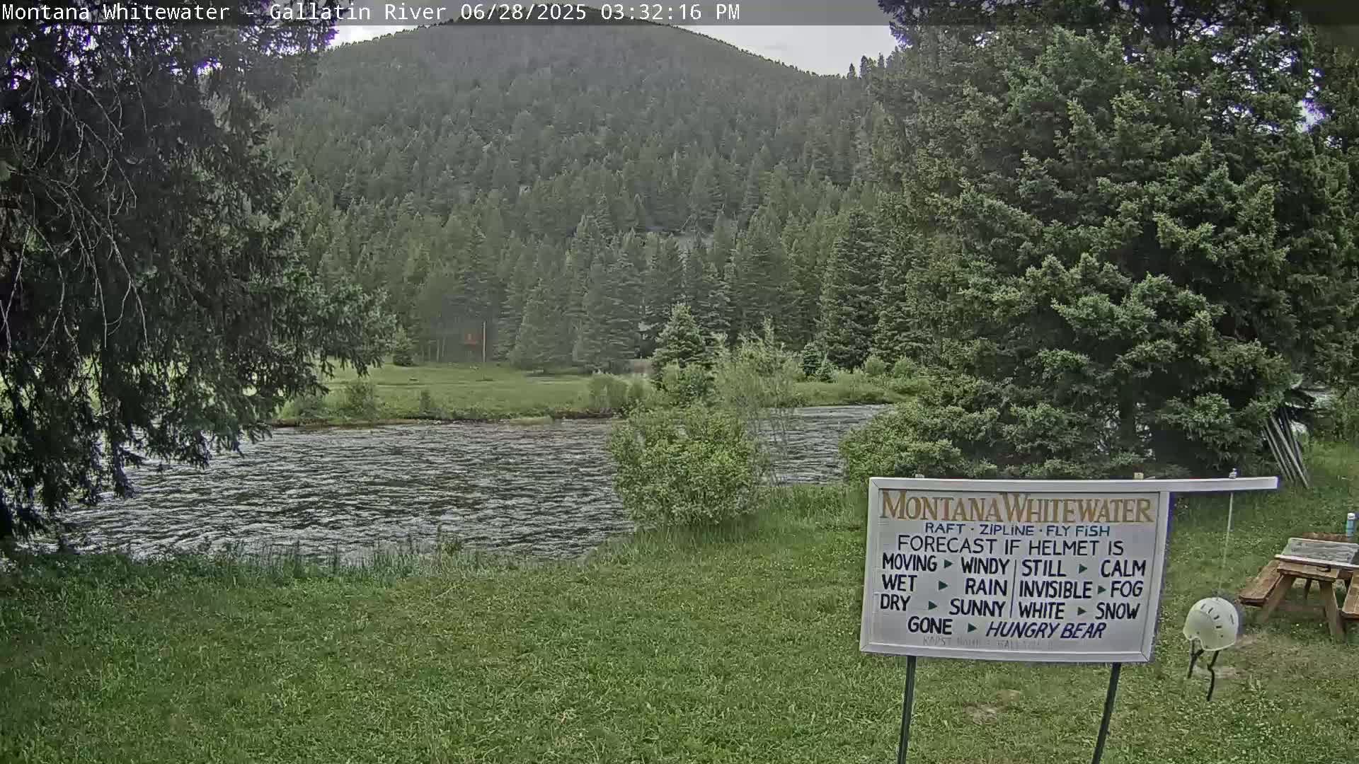 Montana Whitewater Rafting & Zipline in Gallatin River Live Cam - Gallatin Gateaway, Gallatin, Montana, USA