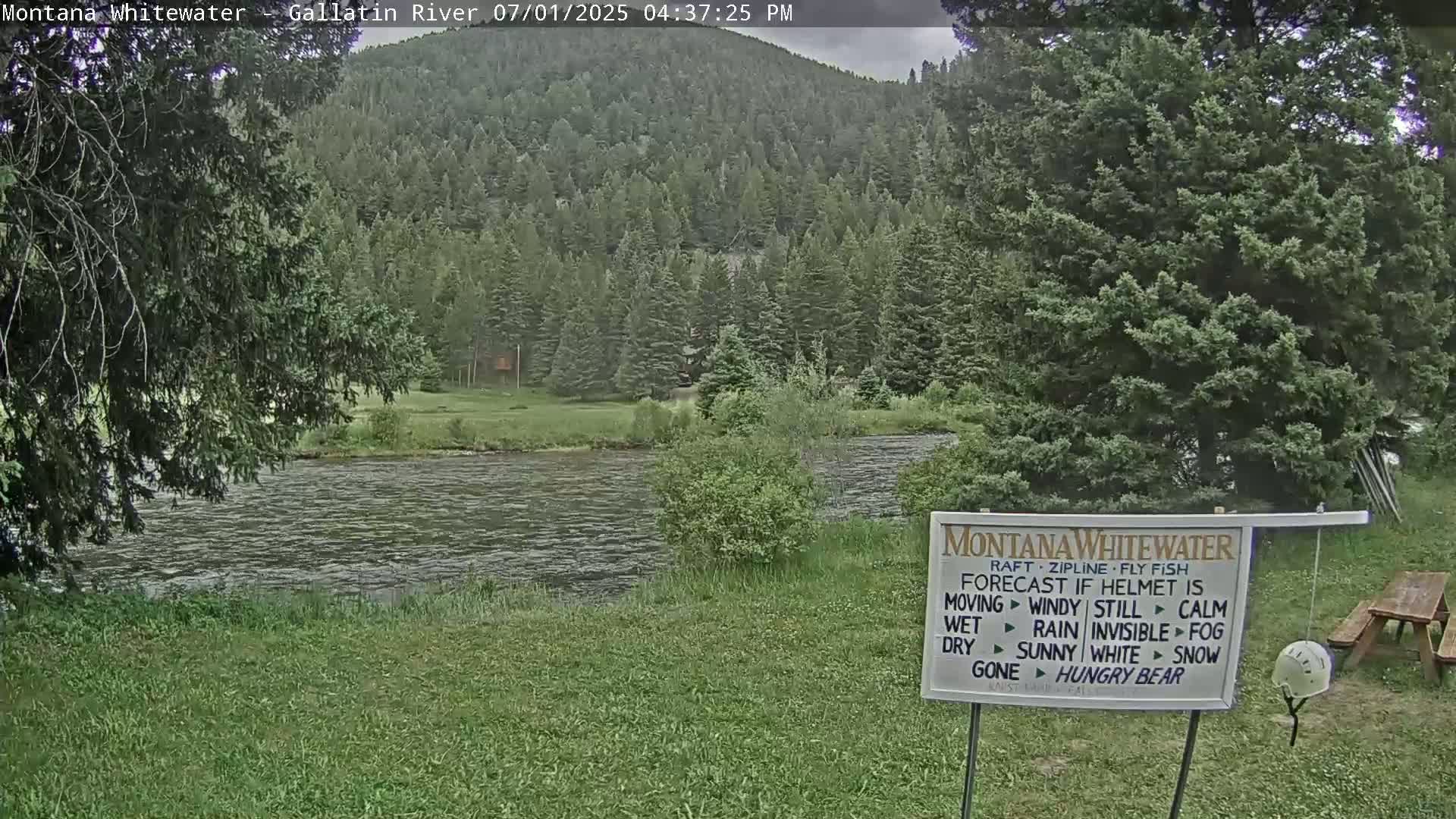 Montana Whitewater Rafting & Zipline in Gallatin River Live Cam - Gallatin Gateaway, Gallatin, Montana, USA