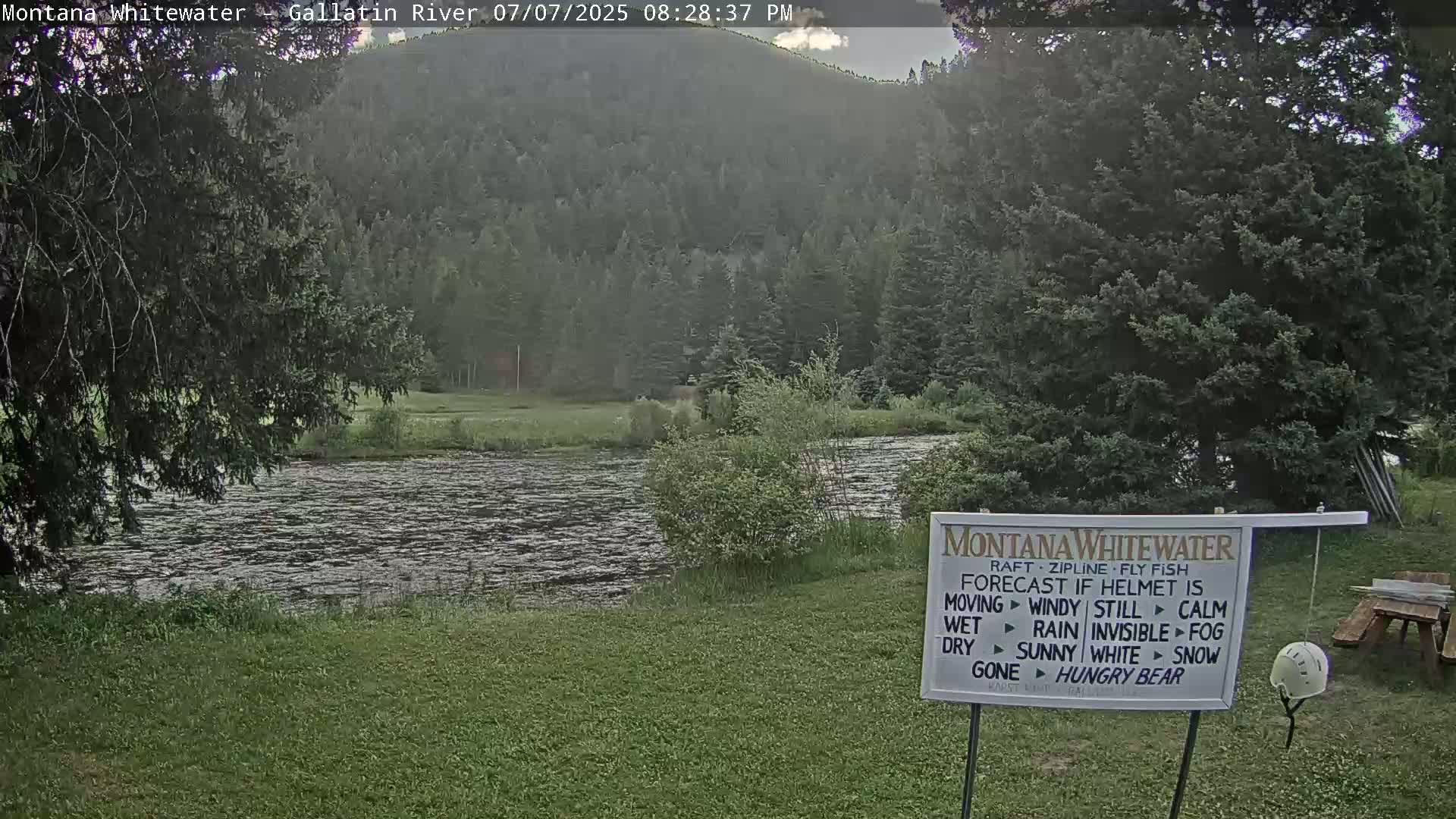 Montana Whitewater Rafting & Zipline in Gallatin River Live Cam - Gallatin Gateaway, Gallatin, Montana, USA